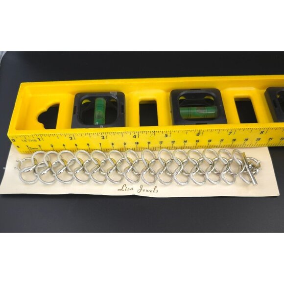 Vintage 80's Lisa Jewels Silver Chain Link Bracelet With Toggle Clasp - Picture 8 of 8